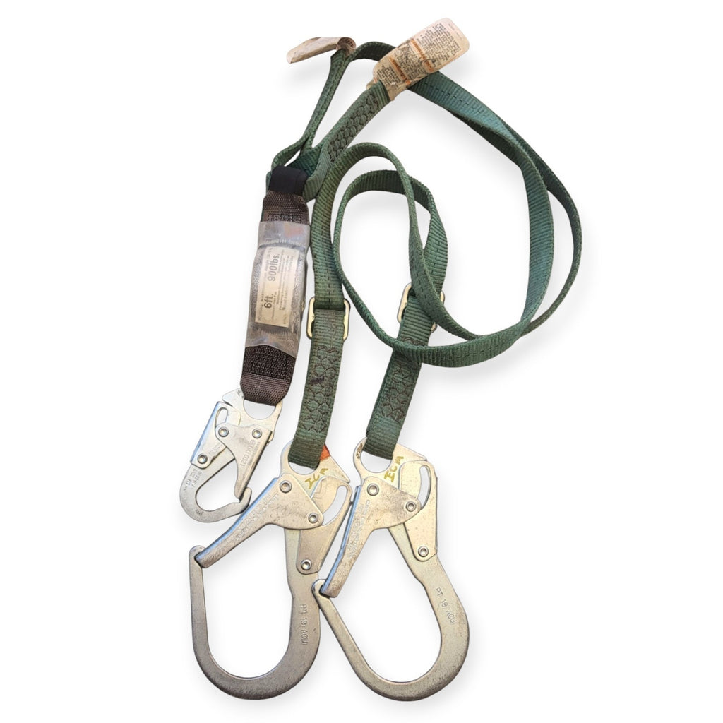 10191758 MSA Standard Twin-Leg Adjustable Energy Absorbing Lanyard Gray 6 ft.