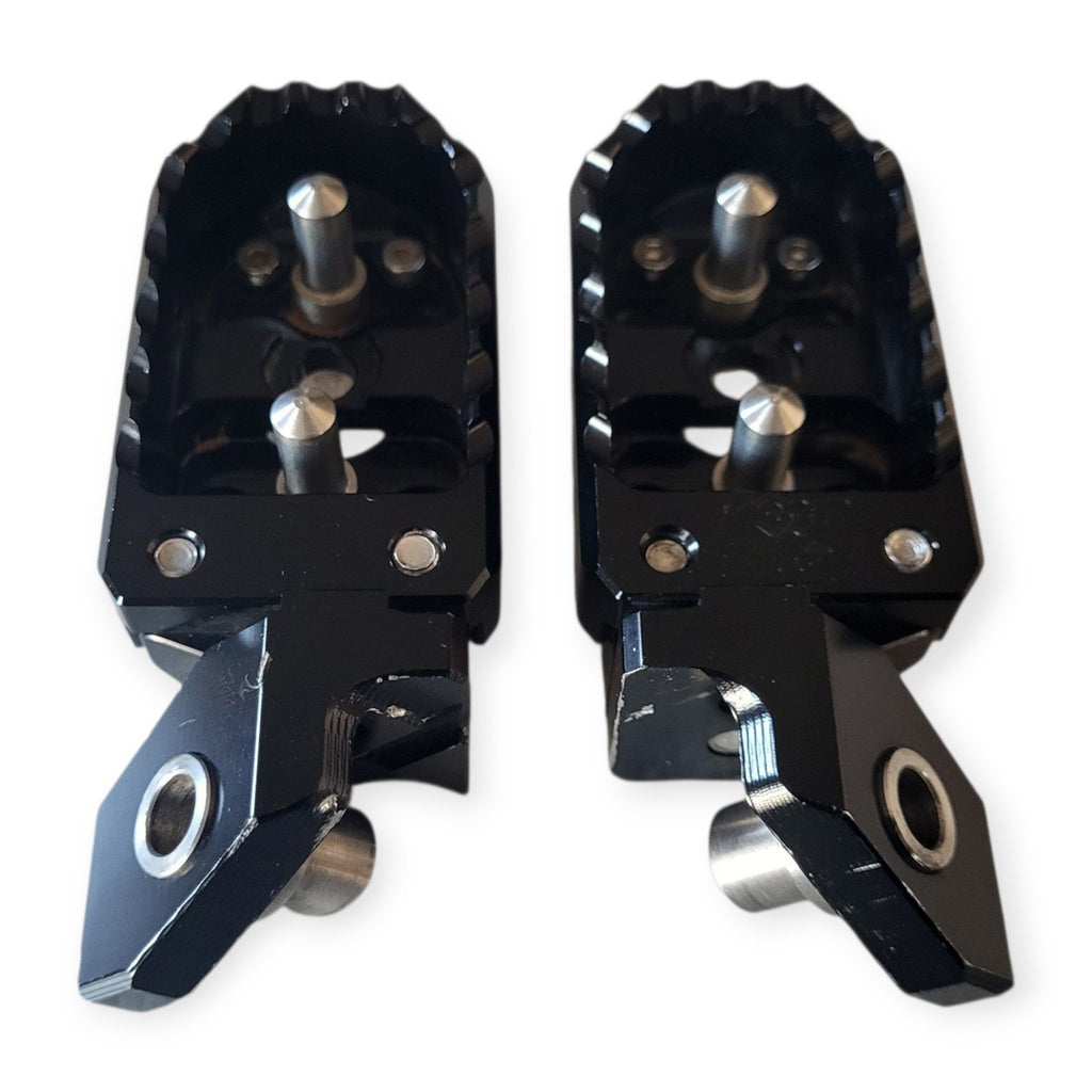 Chaoouyue Motorcycle Aluminum Adjustable Foot Pegs Compatible with BMW